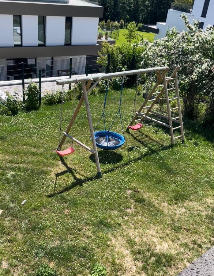 Mayen, Im Mohren, Privatzimmer Nr2, Waldrand, Nahe Nurburgring & Burg Eltz, Gemeinschaftsbad Extérieur photo